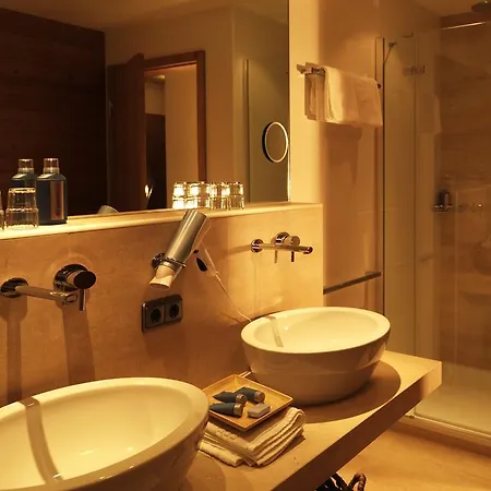 Hus Hoerili 아파트