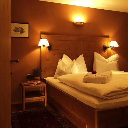 Hus Hoerili Apartmán *